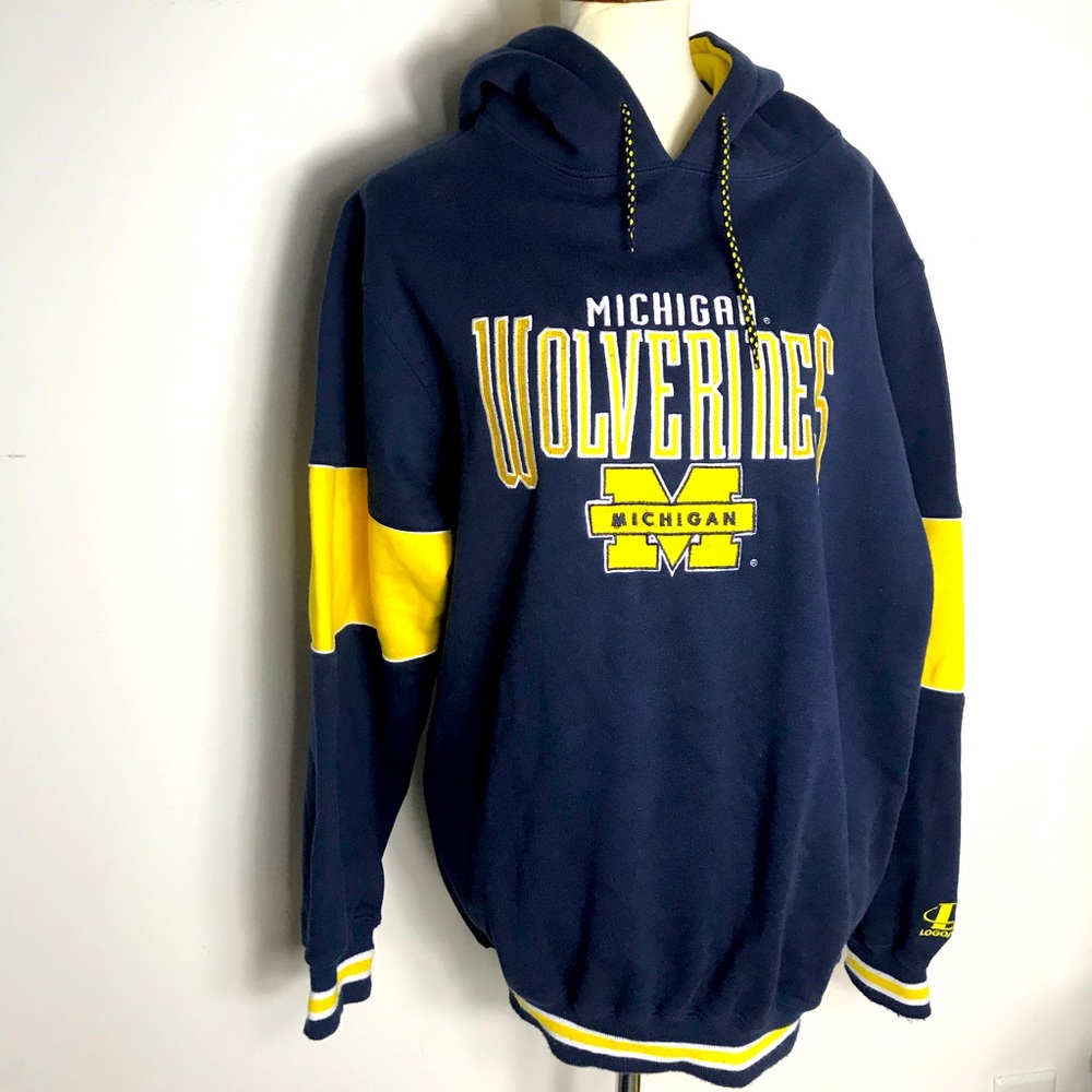 Michigan Wolverines Embroidered Navy Sweatshirt - Picture 2 of 6